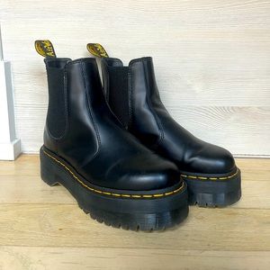 Dr Martens 2976, Women’s Platform Chelsea Boots - Black, Size 6